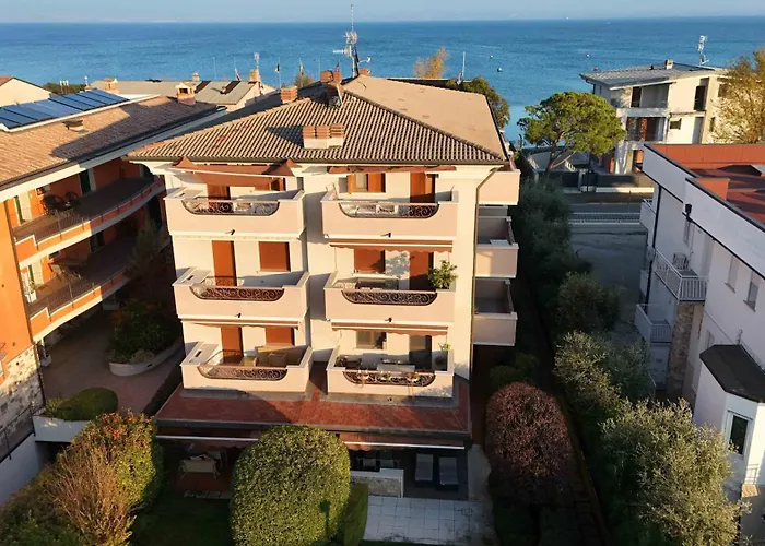Sirmio - Primavera Appartement *