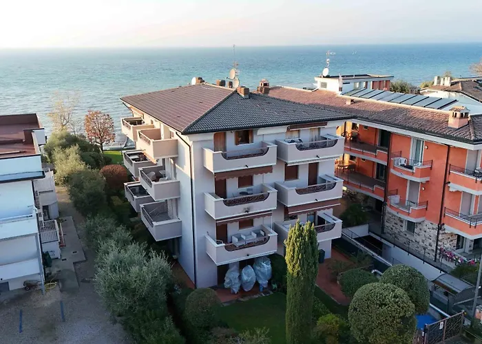 Sirmio - Primavera Appartement