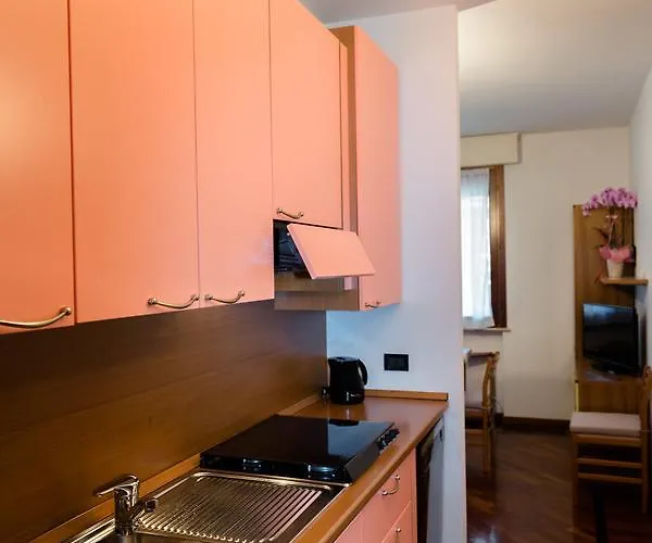 Sirmio - Primavera Appartement